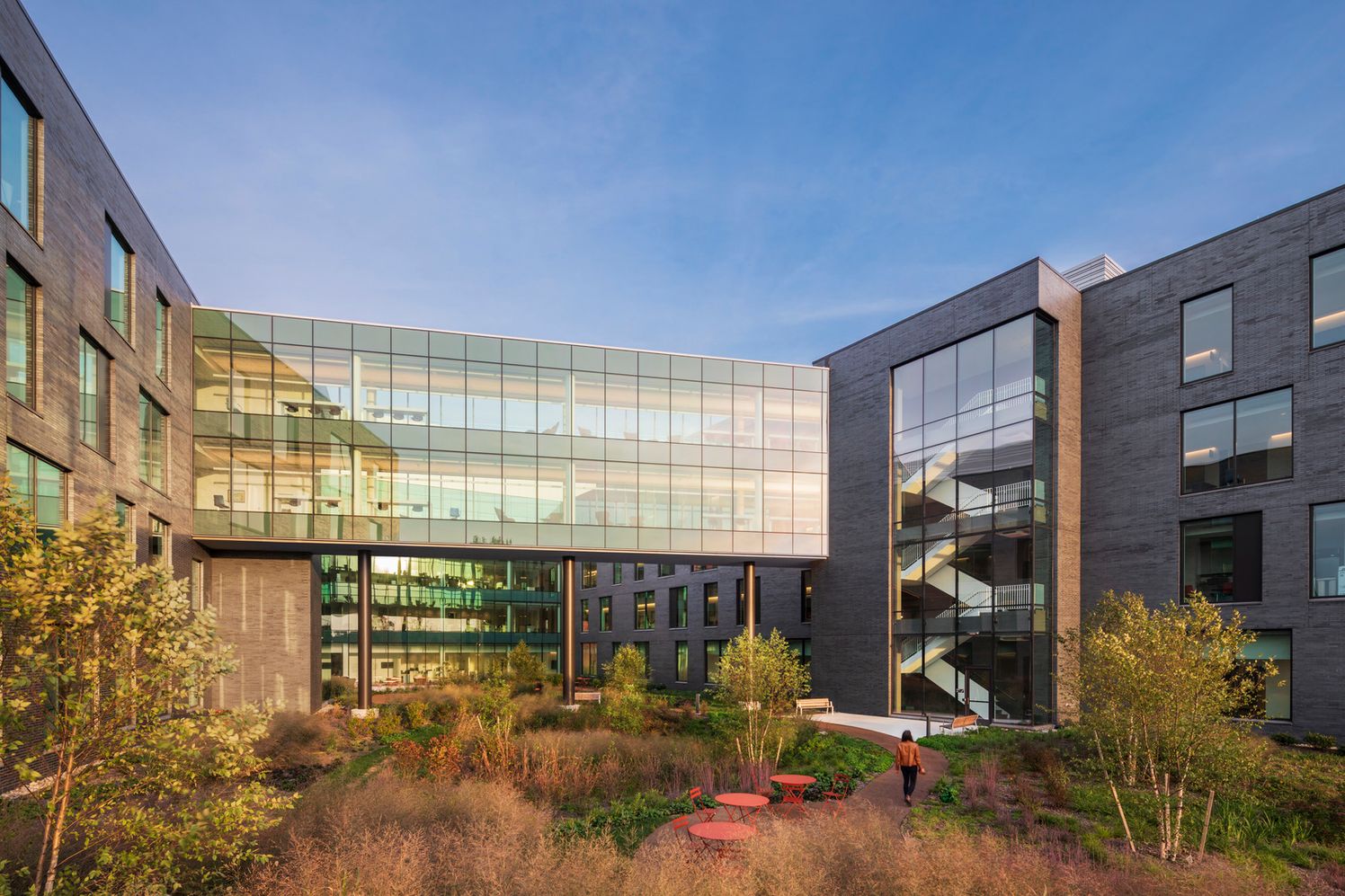 exterior of Penn Medicine Radnor building